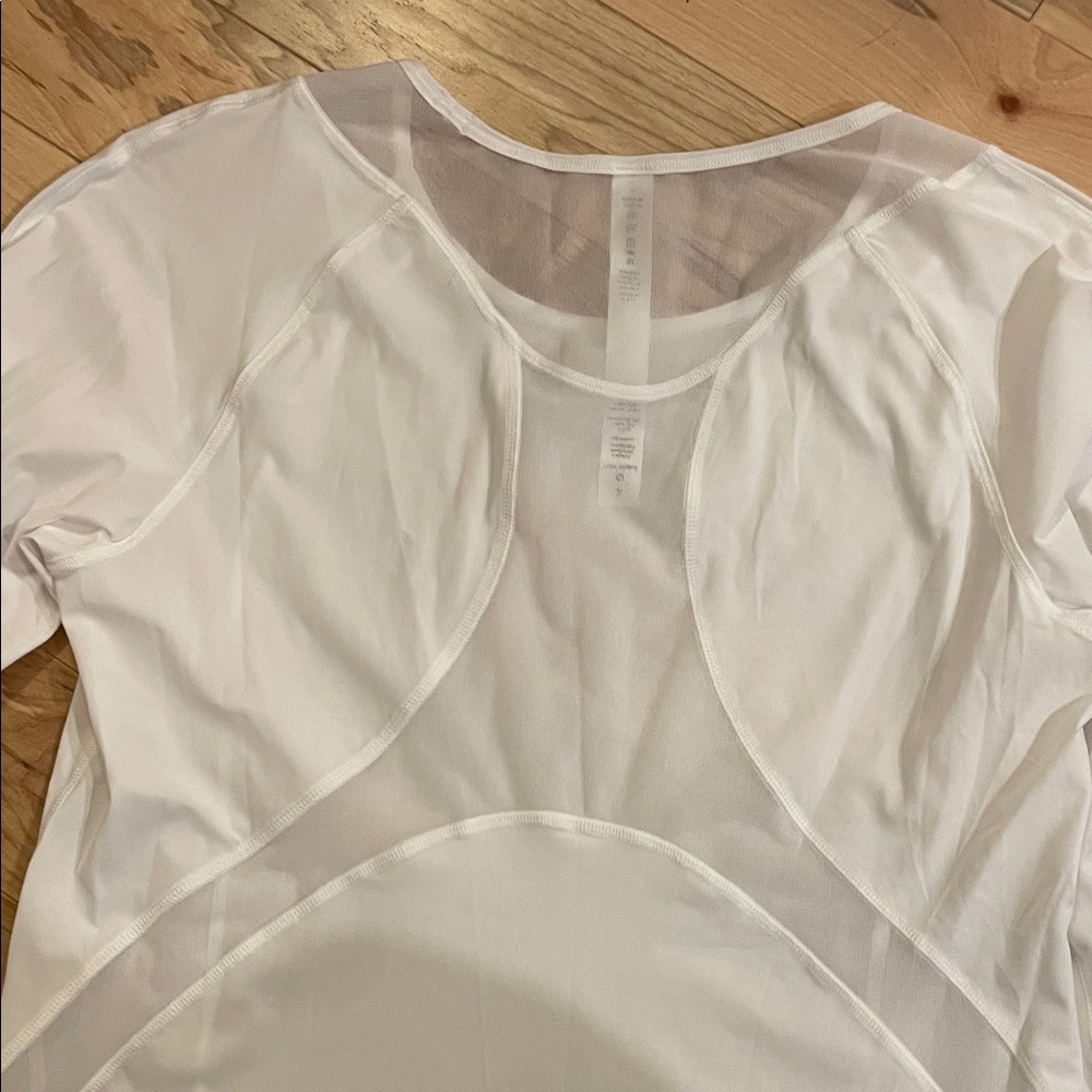 Lululemon Athletica Cream Long Sleeve Top - Picture 3 of 3